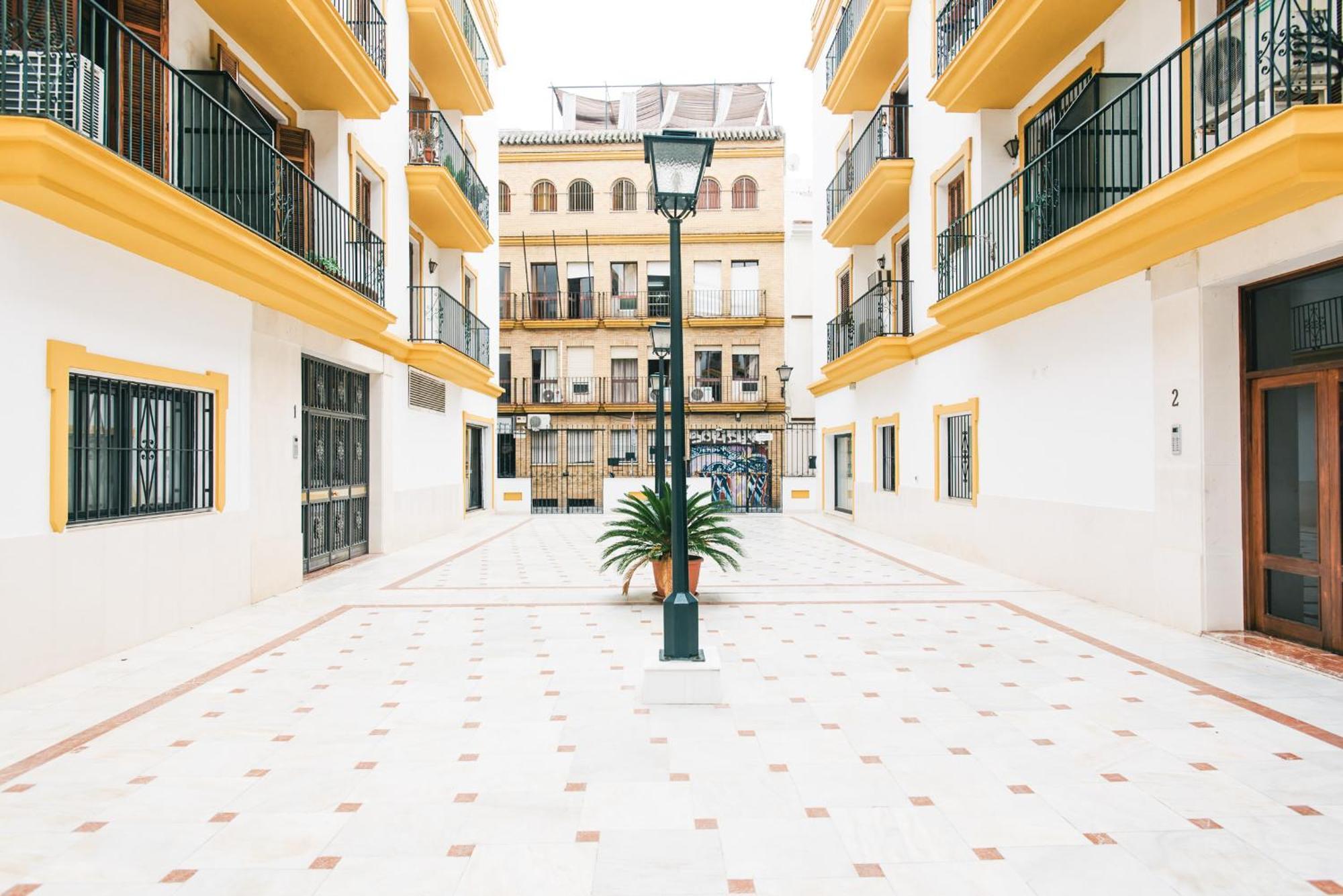 Selecta Apartments Alameda Seville Luaran gambar